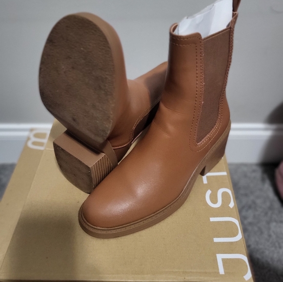 Bootie - Picture 4 of 6